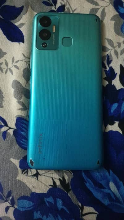 Infinix Hot 12 Play