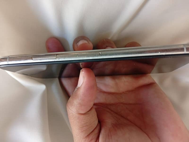 Apple iPhone X 2