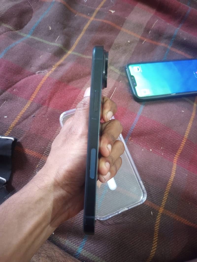Apple iPhone 14 plus 2