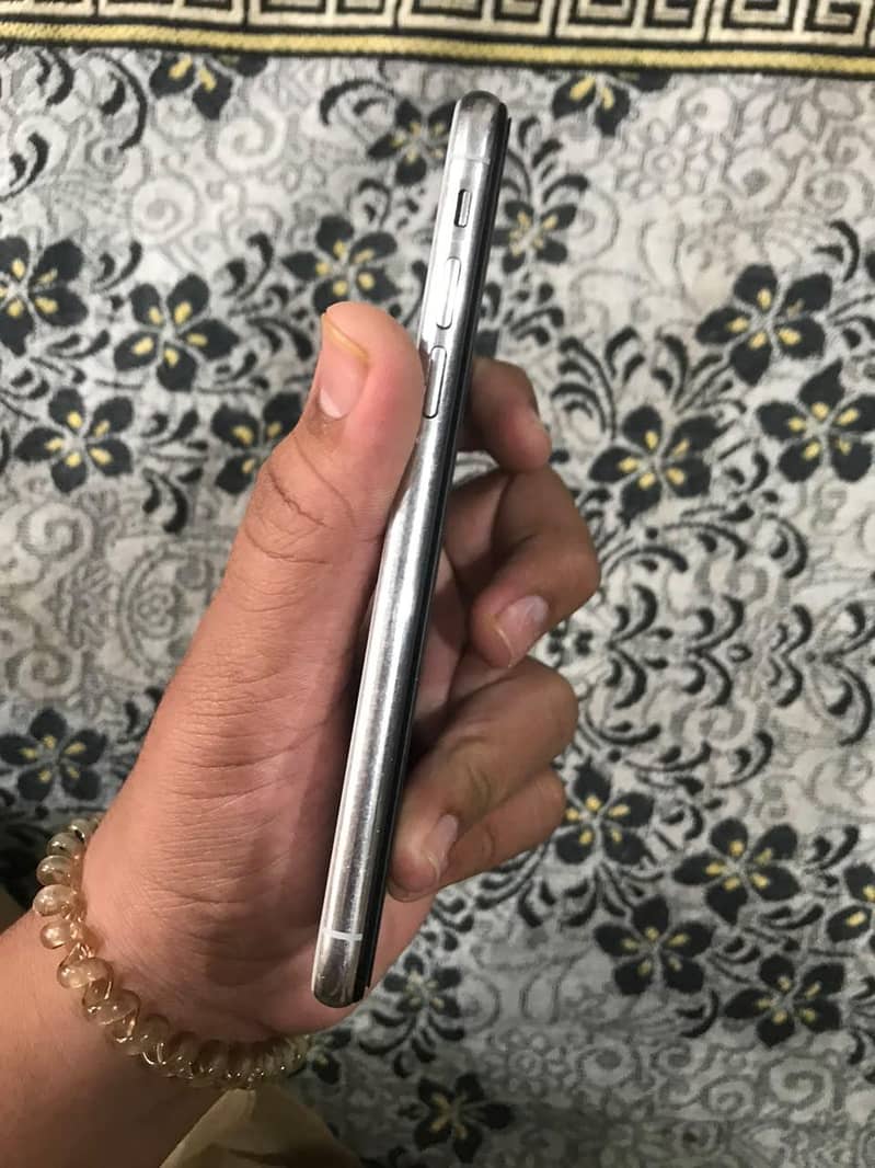 Apple iPhone X 7