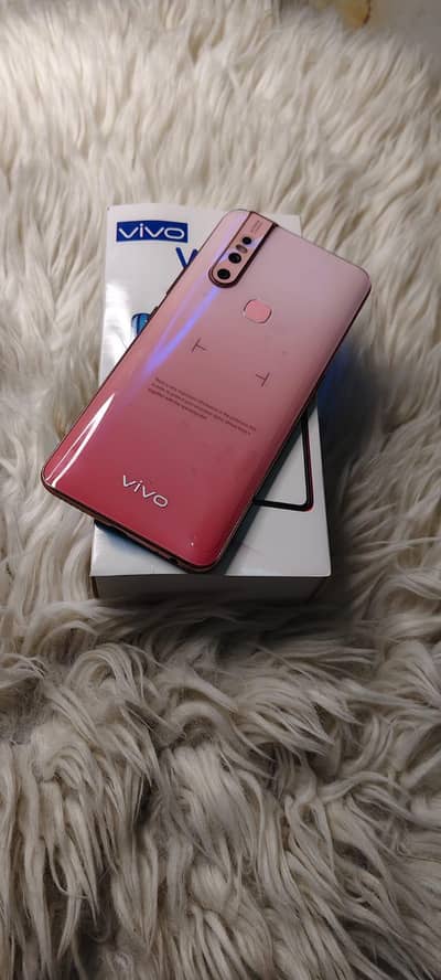 Vivo v15 8/256 iphone 17 pro max iphone 18 iphone 11 iphone 12 pro