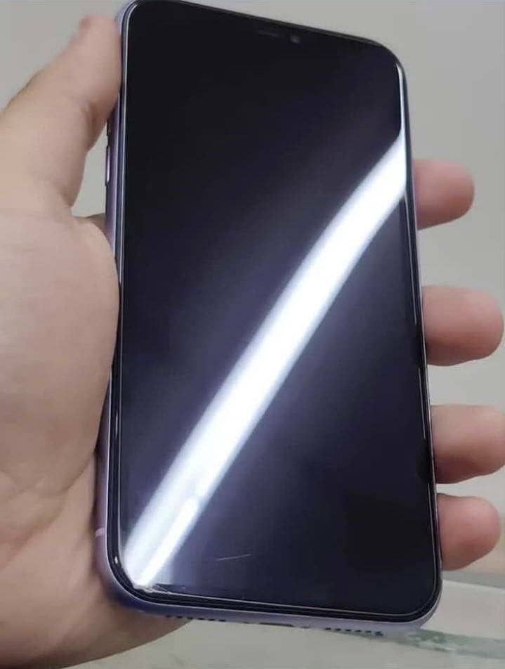 Apple iPhone 11 2