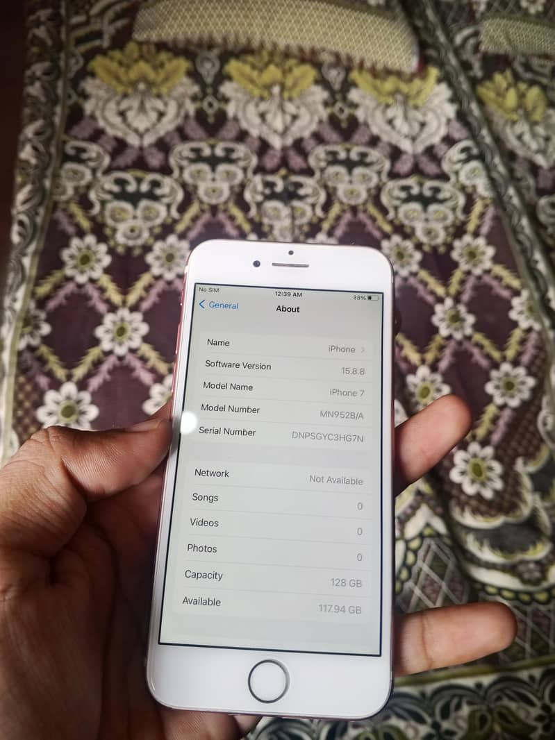 Apple iPhone 7 4