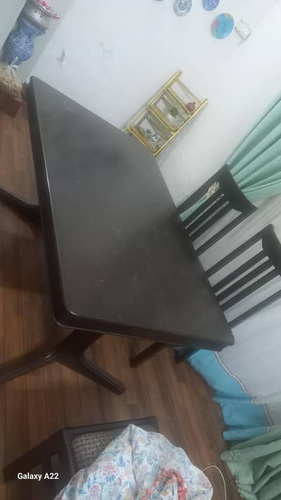 dining  table