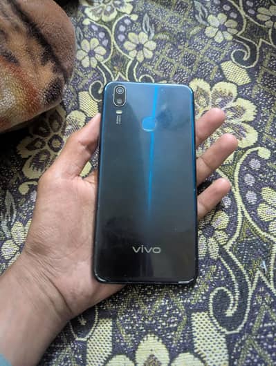 Vivo Y11