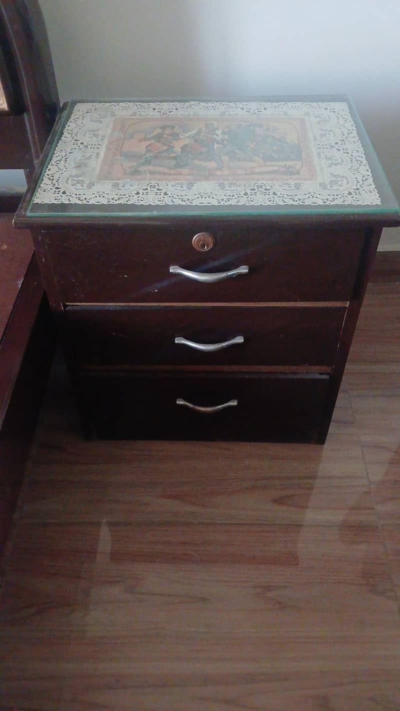 solid wood bed set 2