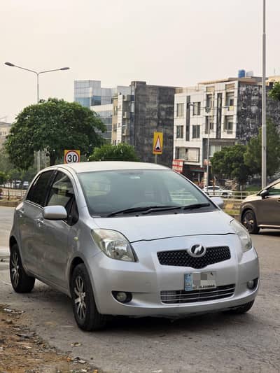 Toyota Vitz U 1300CC 2007/12