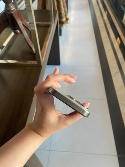 Apple iPhone 15 Pro