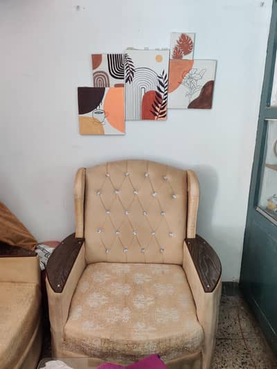 Cream 5-Seater Sofa – Excellent Condition (8/10), Only 1.5 Years used
