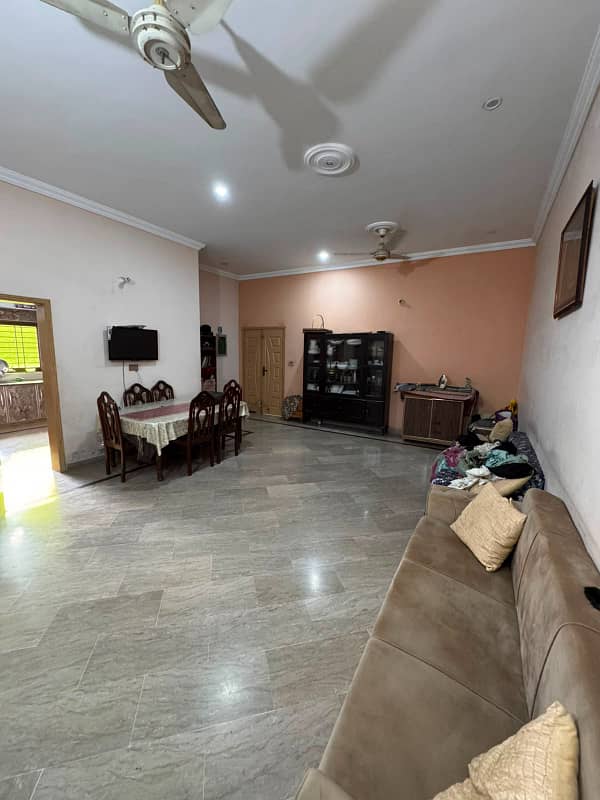 10 marla upper portion for rent 4