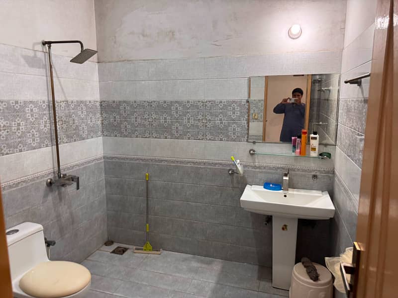 10 marla upper portion for rent 5