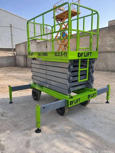 42 Ft Scissor Lift On Rent | Daily & Monthly Basis in all Pakistan