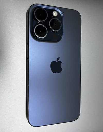 Apple iPhone 15 Pro Factory Unlock 256 GB