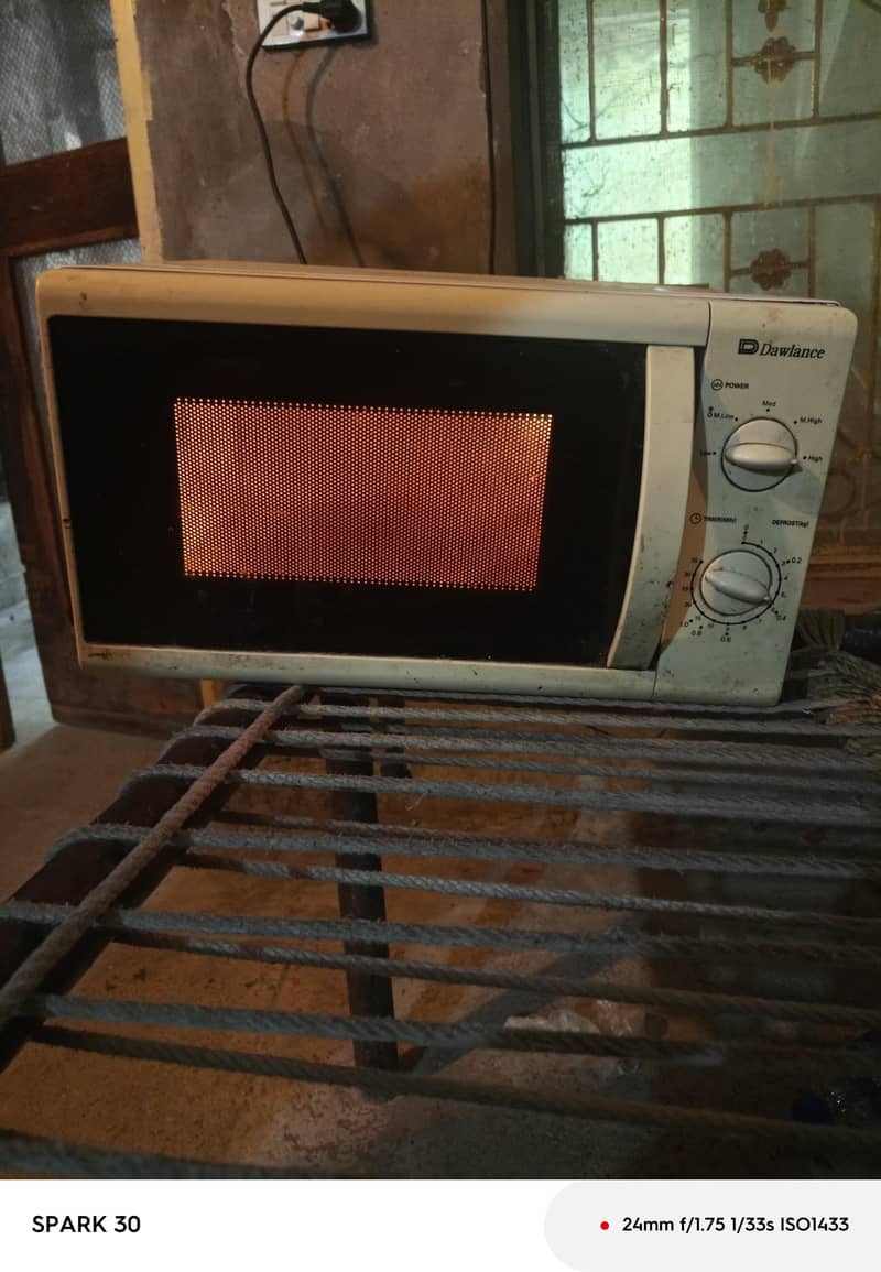 Dawlance microwave oven 4