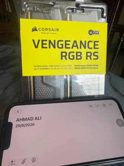 CORSAIR VENGANCE RGB (8x2 16 GB) CL36