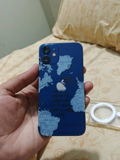 Apple iPhone 12 mini
