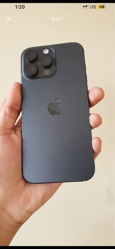 Apple iPhone 16 Pro Max