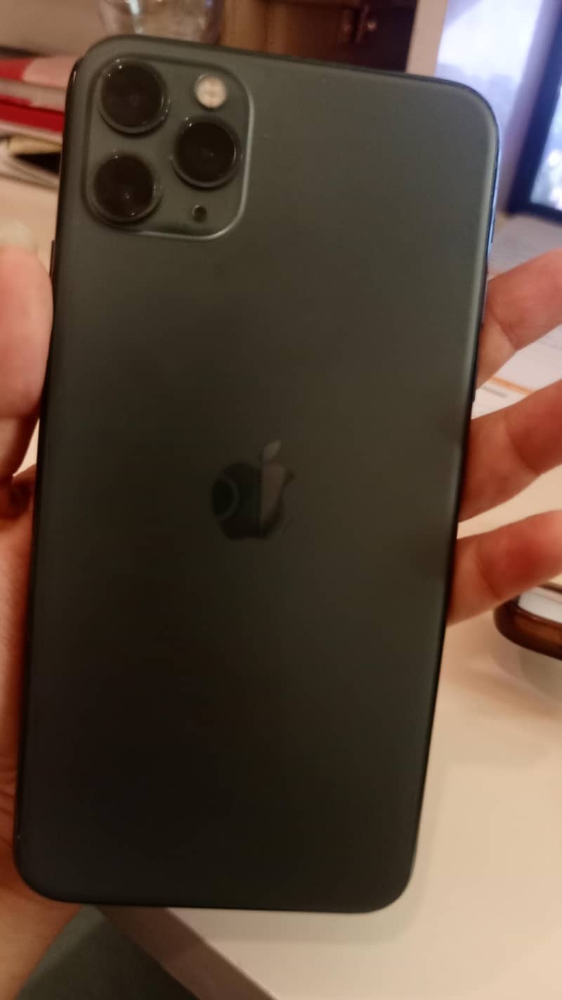 Apple iPhone 11 0