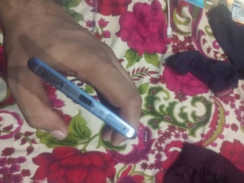 Tecno CAMON 40 Pro 5