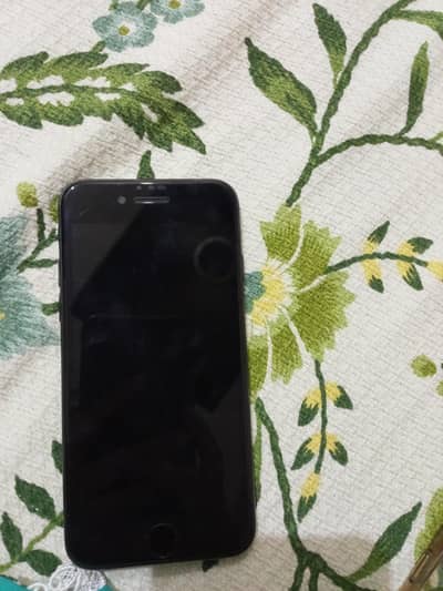 Apple iPhone 7