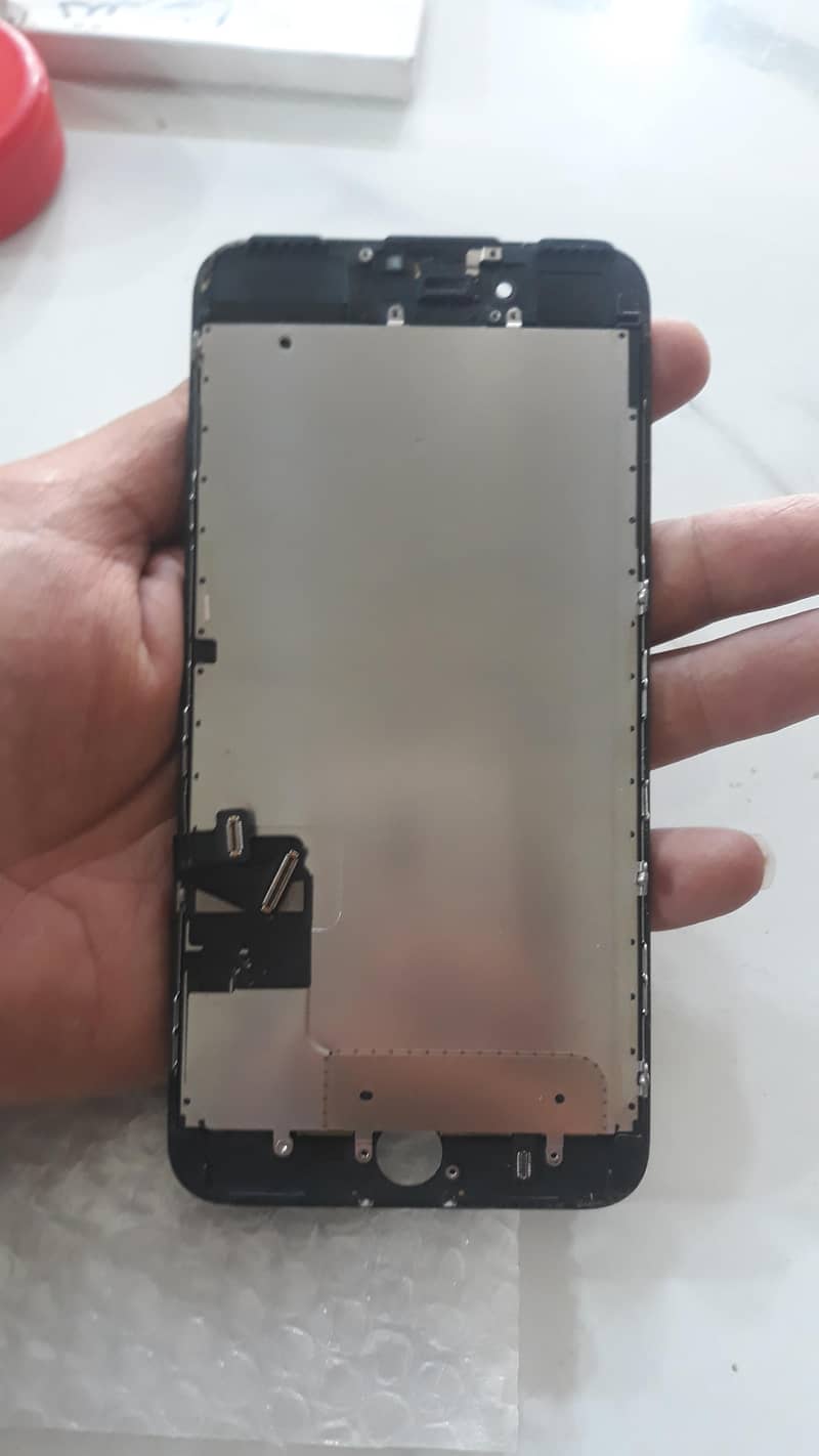 Apple iPhone 8 Plus 1