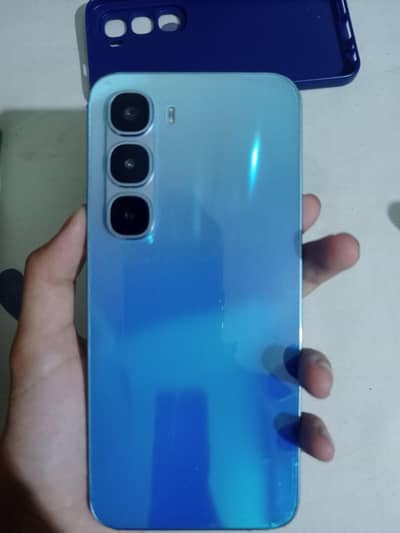 Infinix Hot 60 Pro 8/128 10/10 condition *READ AD*
