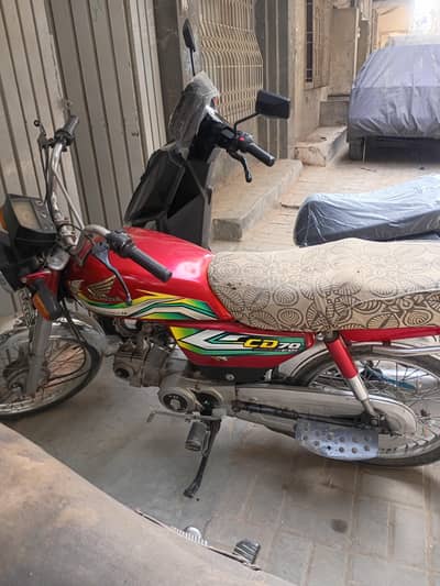 Honda cd 70 2023 contact number (03352200365)