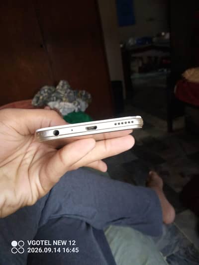 OPPO A57