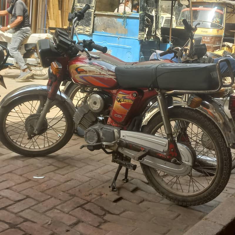 yb100 0