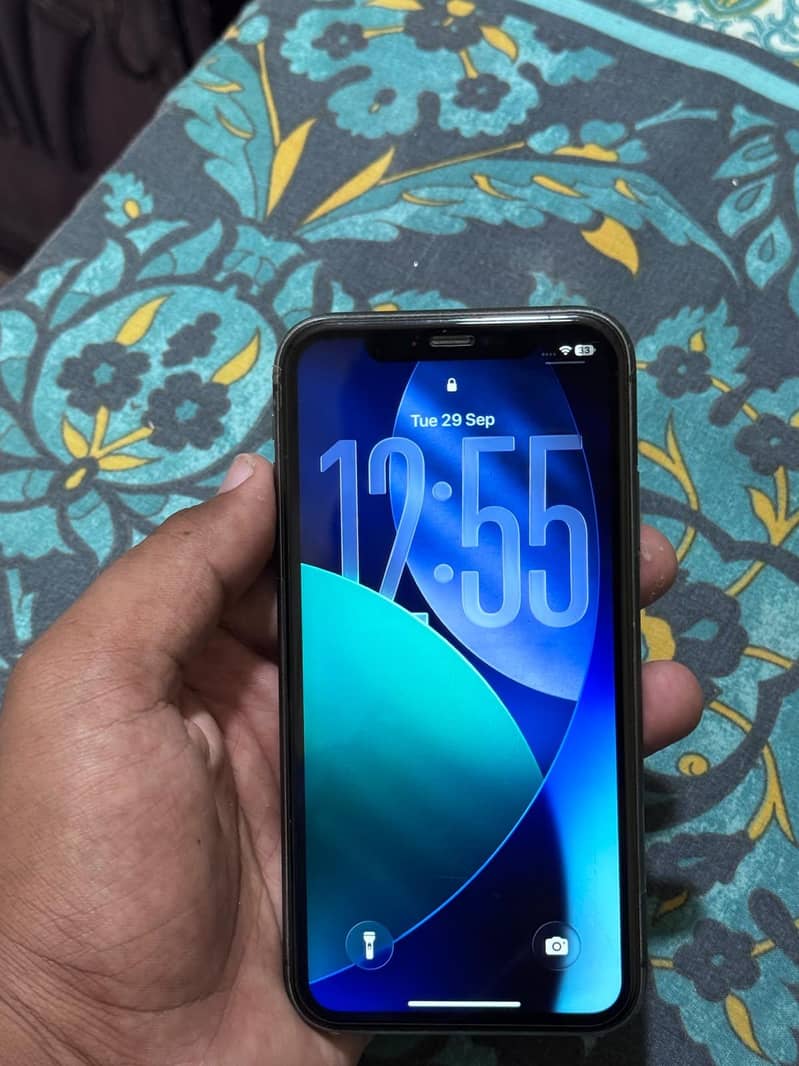 Apple iPhone 11 8
