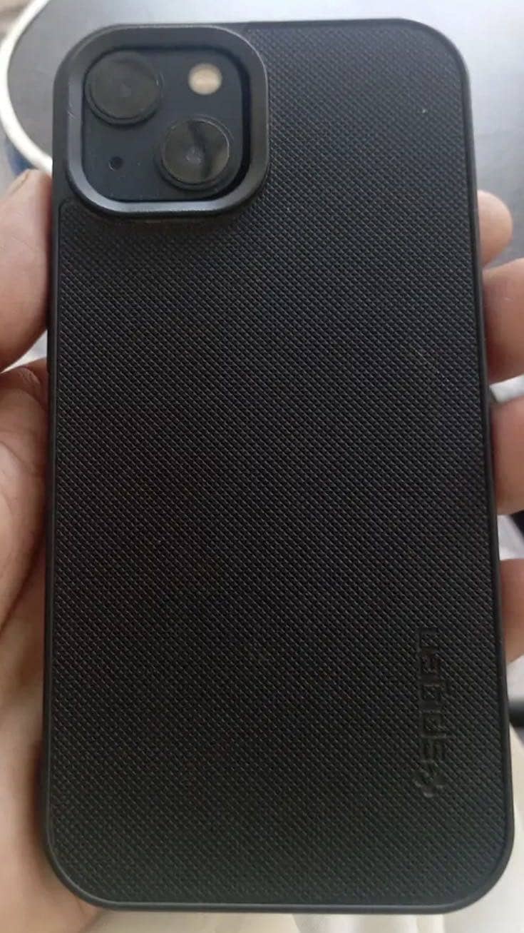 Apple iPhone 13 4