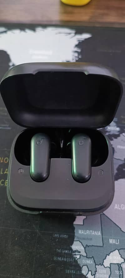 Used Anker Soundcore r50i NC earbuds