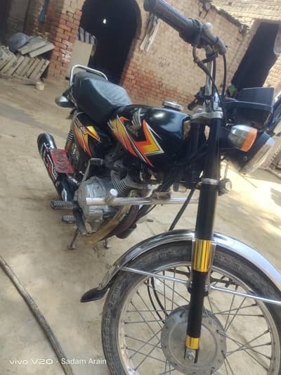 CG 125 black colr