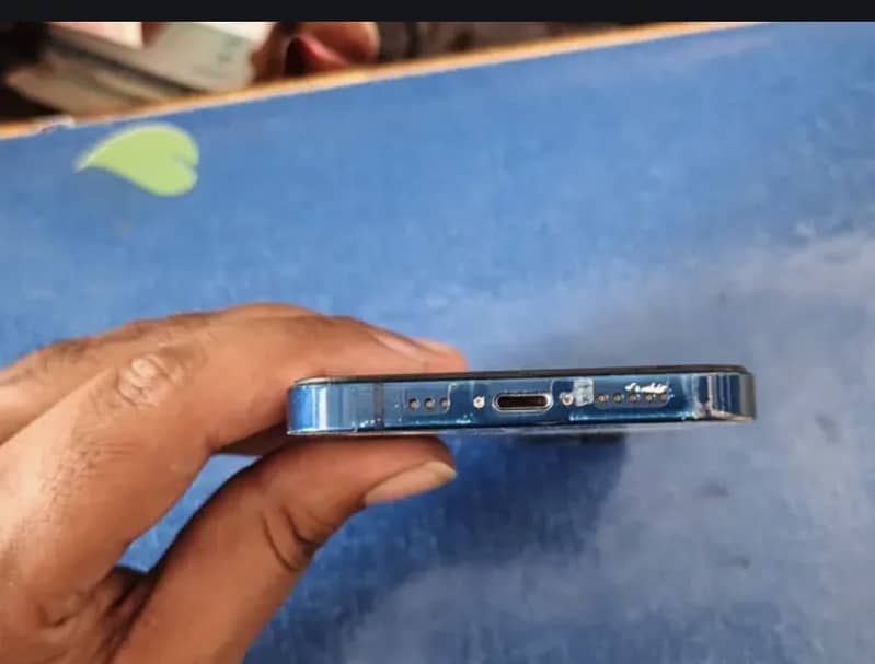 iphone 12 4