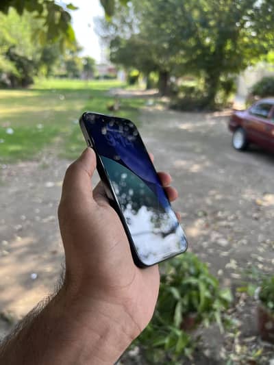 Apple iPhone 15