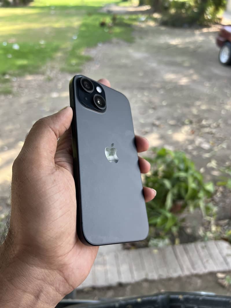 Apple iPhone 15 1