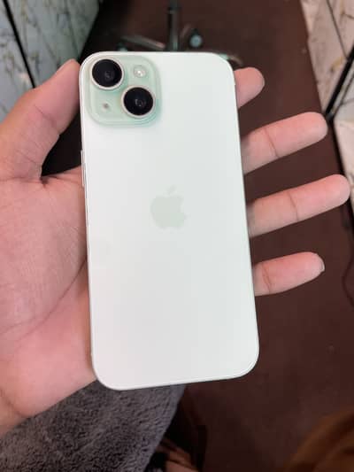 Apple iPhone 15