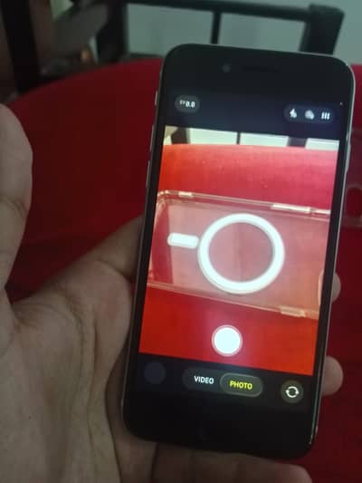 Apple iPhone SE
