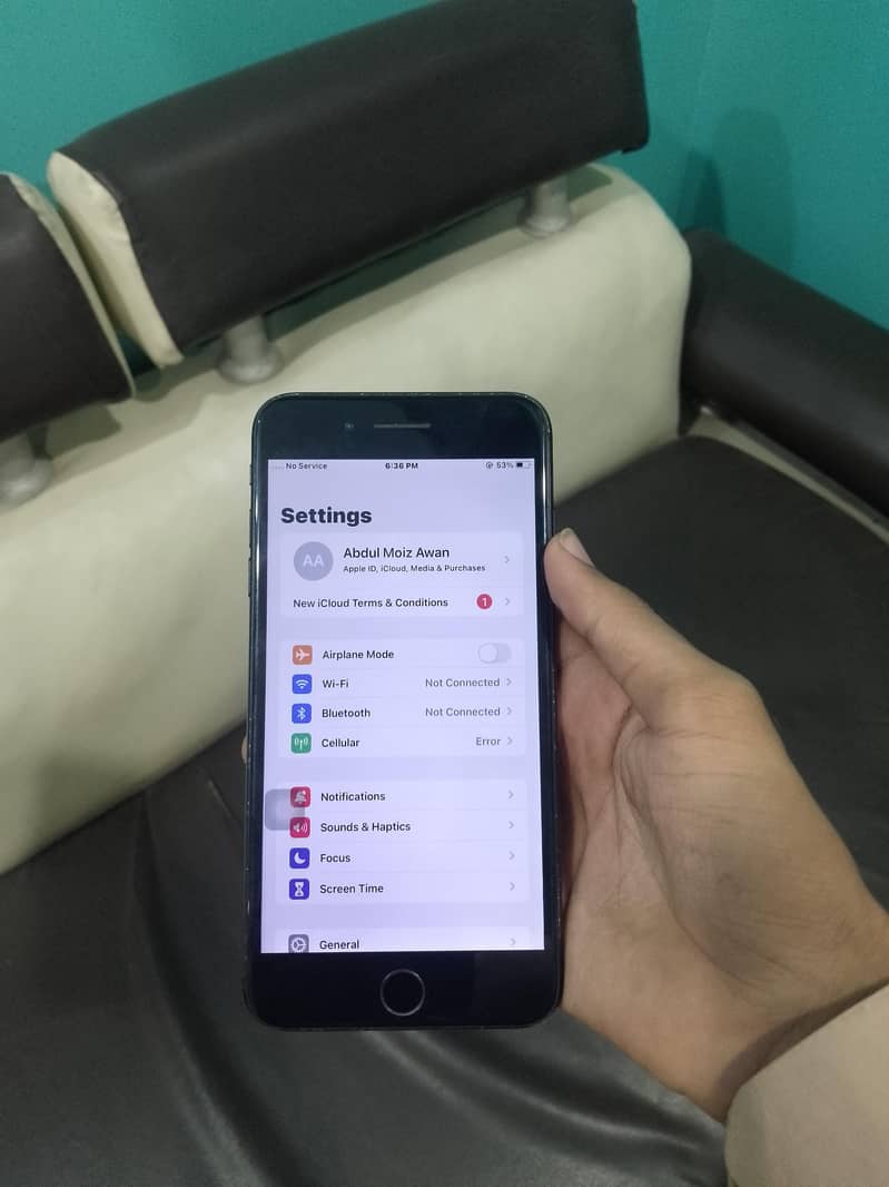 Apple iPhone 7 Plus 2