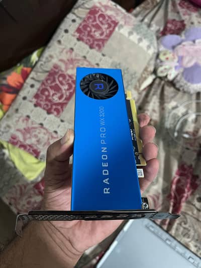 AMD wx3200