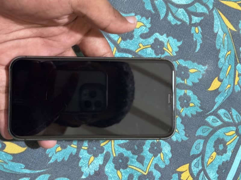 Apple iPhone 11 8