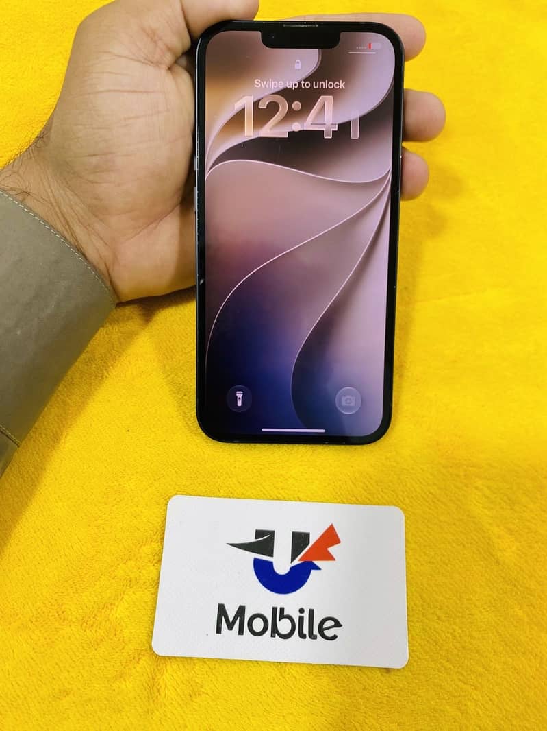 Apple iPhone 13 2