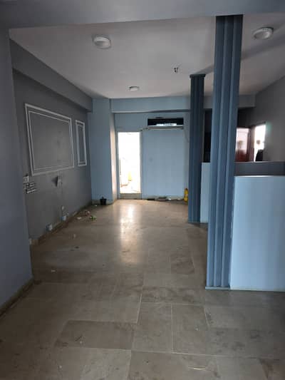Sami furnished office for rent 760sqft in shahar e Faisal.