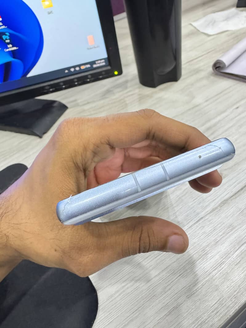 Google Pixel 7a 3