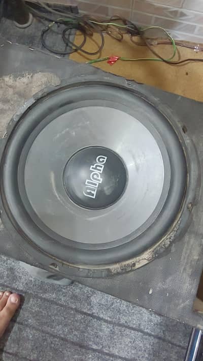 12 inch Alpha Original Subwoofer In Genuine Condition.