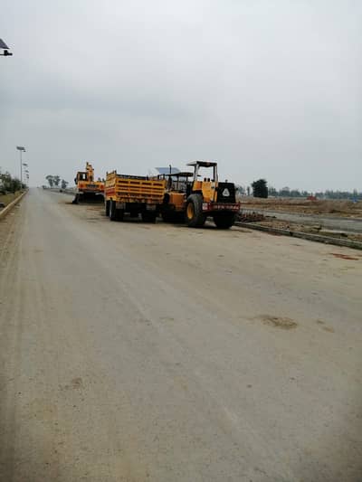 ALL DUES CLEAR 5 MARLA PLOT FOR SALE CC BLOCK LDA CITY LAHORE