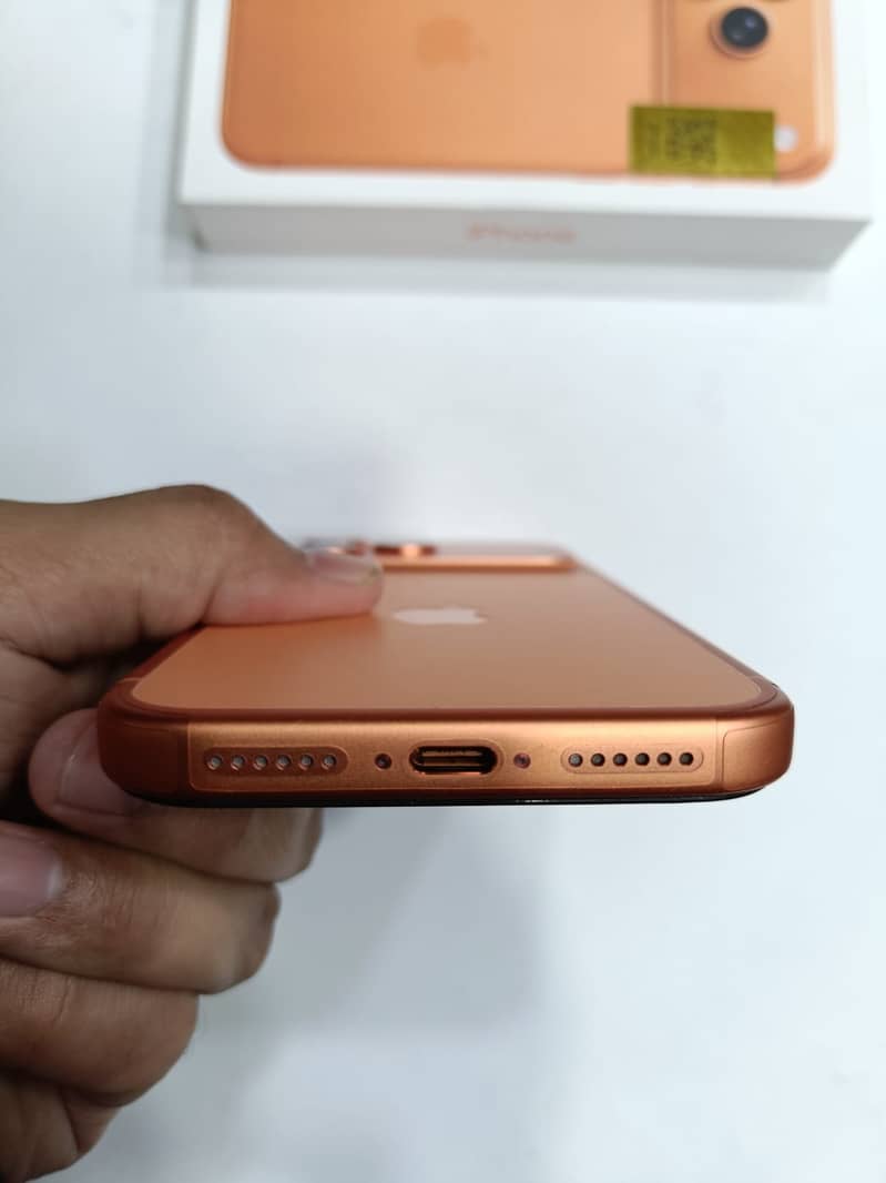 Apple iPhone 17 Pro Max 6