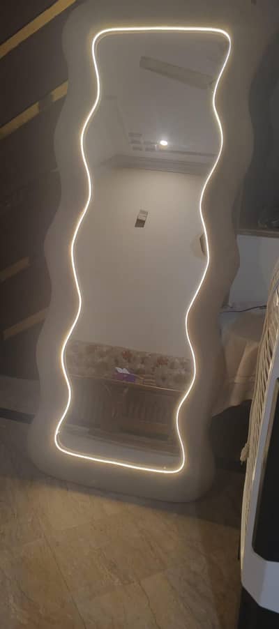 Modern Mirror For Sale In Lahore