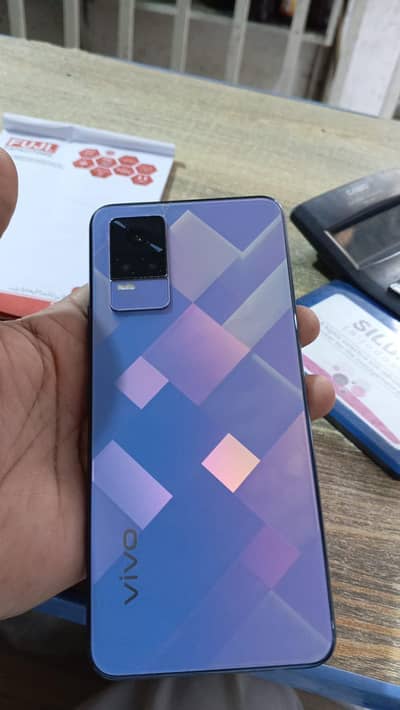 Vivo Y73