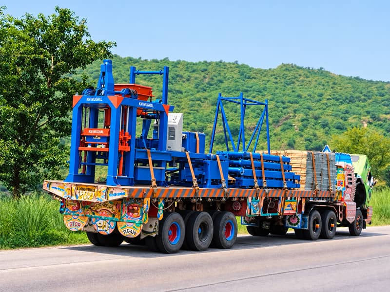 Automatic & Semi Automatic Hydraulic Press Paver block Machine 8
